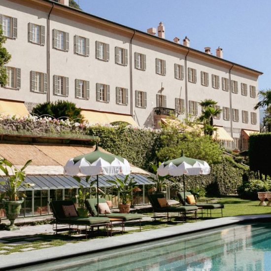 View from the pool terrace over the facade © Giada Mariani.jpg