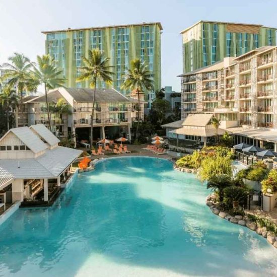 Novotel Cairns Oasis Resort