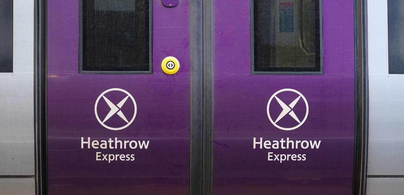 heathrow express train doors