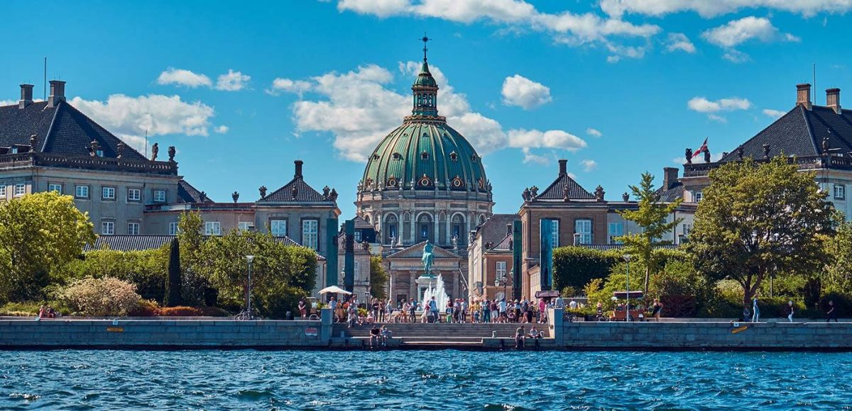 Amalienborg by Badahos