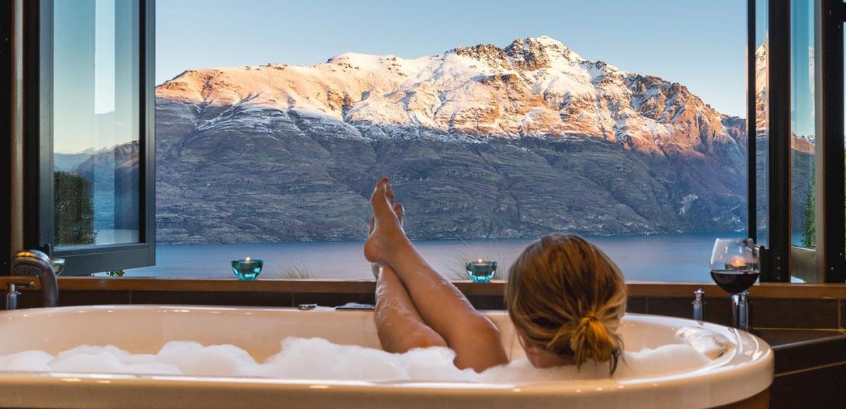 luxury accommodation in Queenstown: Azur Lodge