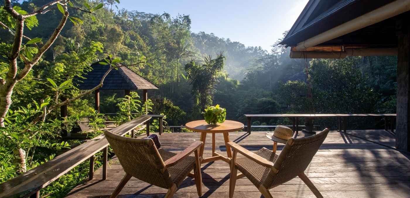 buahan, a banyan tree escape outdoor table