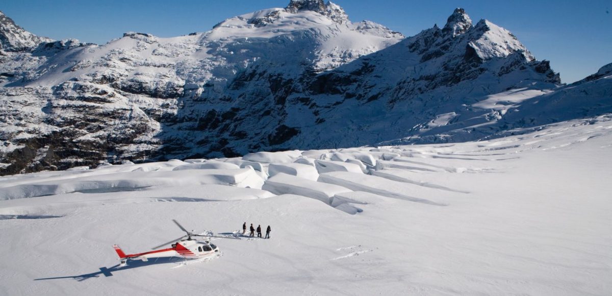 Tour "Middle Earth" with Glacier Southern Lakes Helicopter