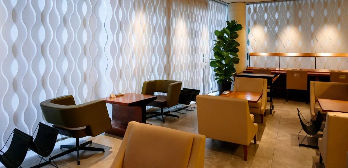 GranClass shinkansen lounge