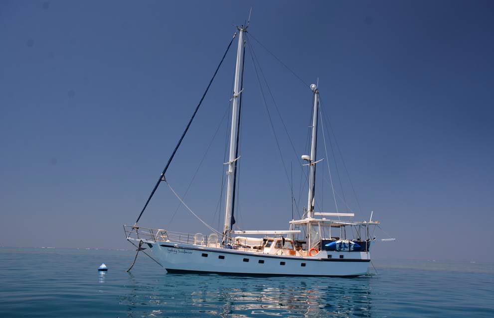 Whitsunday Luxury Sailing