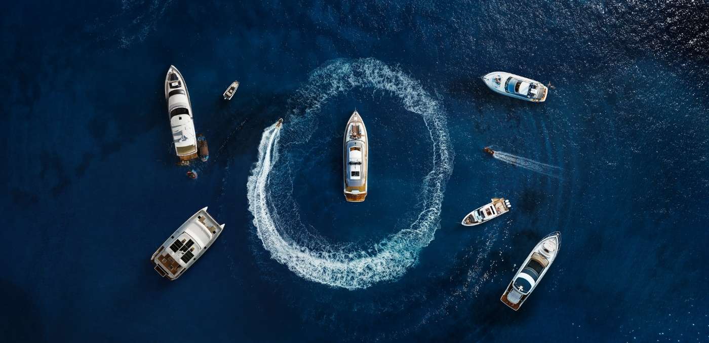 aerial view of boats