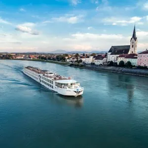 UW-SB-Exterior-0025 SS Beatrice cruising through Europe